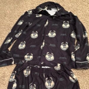 Milwaukee Bucks Kids 2 piece Fleece Pajamas size Small (8)